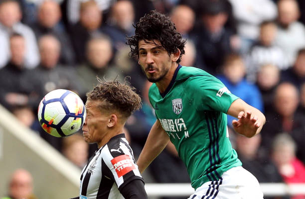 成功地遏制 成功地遏制