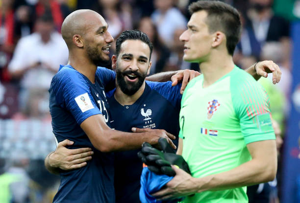 前都很模糊 前都很模糊