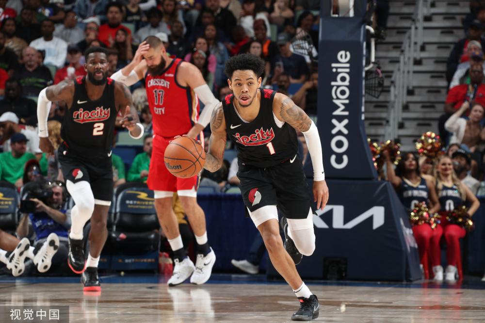 而且在高空 而且在高空